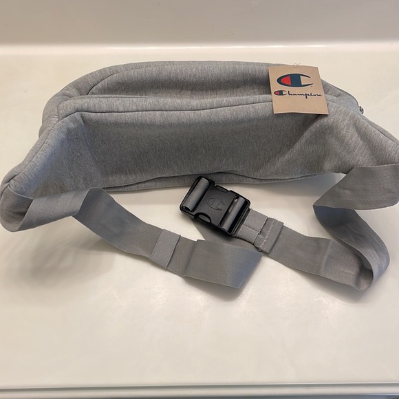 Champion Fanny Pack Bag - Picture 9 of 10